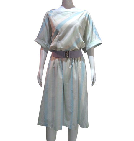 Pastel Glide - Vintage Slouchy Sleeve Pastel Green Stripes Dress