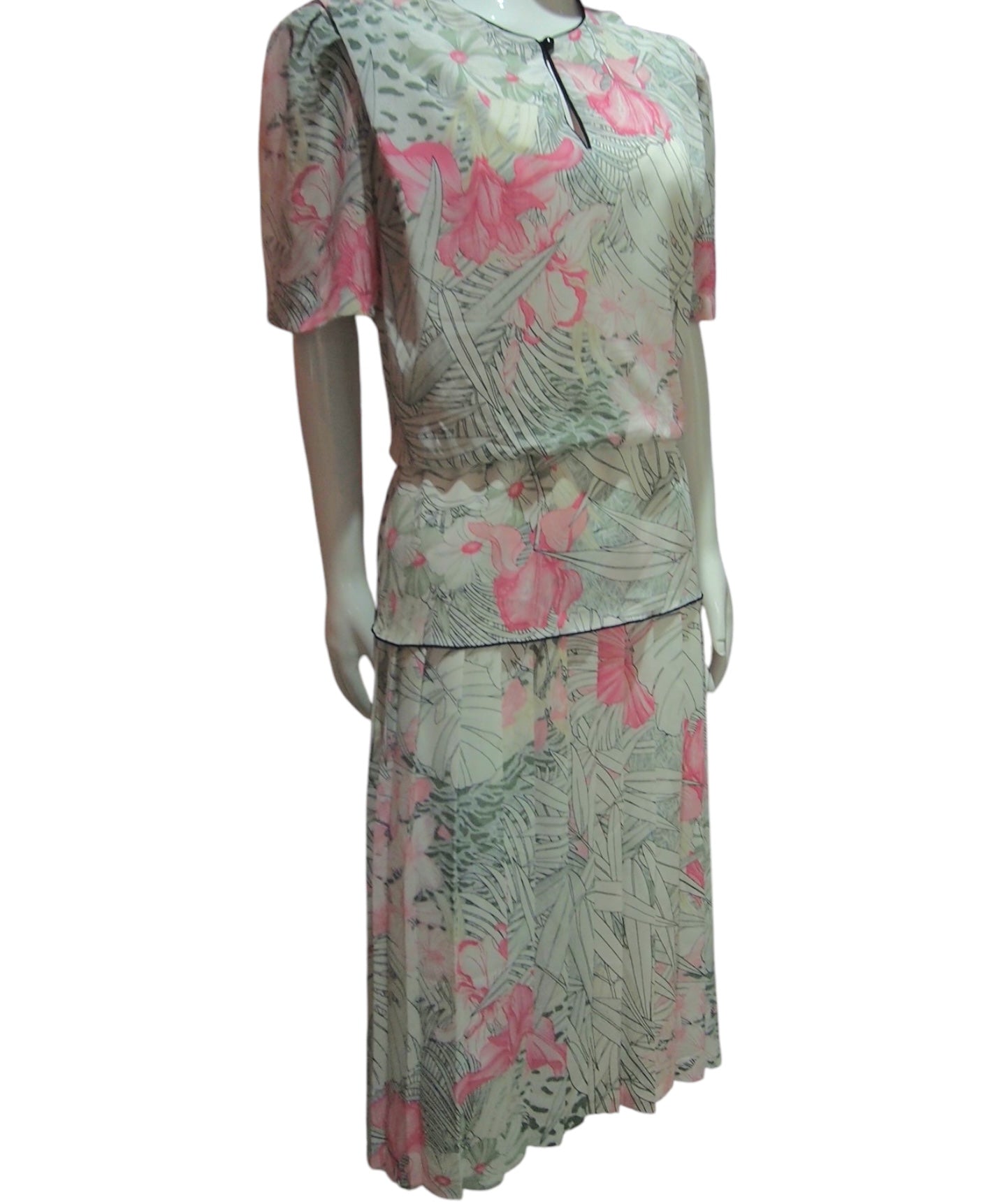 Petal Poise - Vintage Floral Pastel Bloom Dress