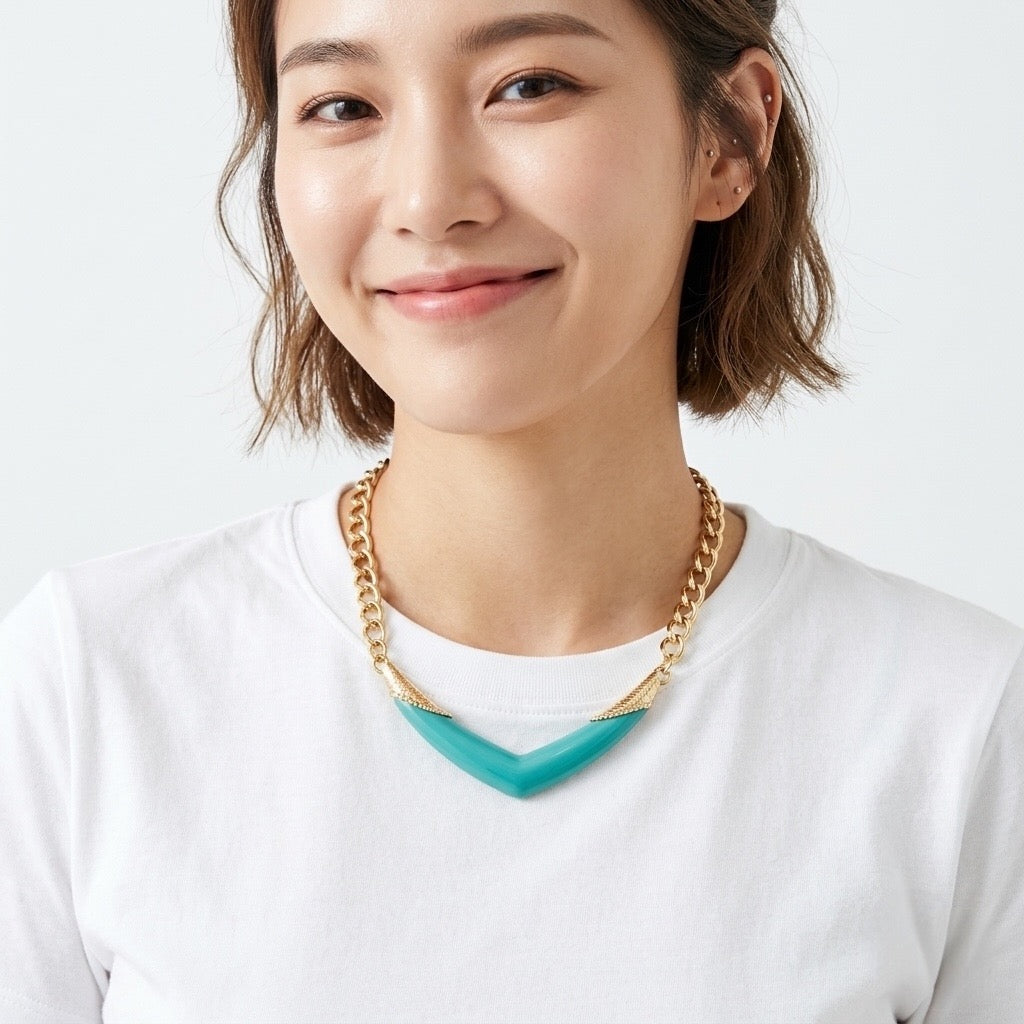 Arrow Me Vintage Necklace