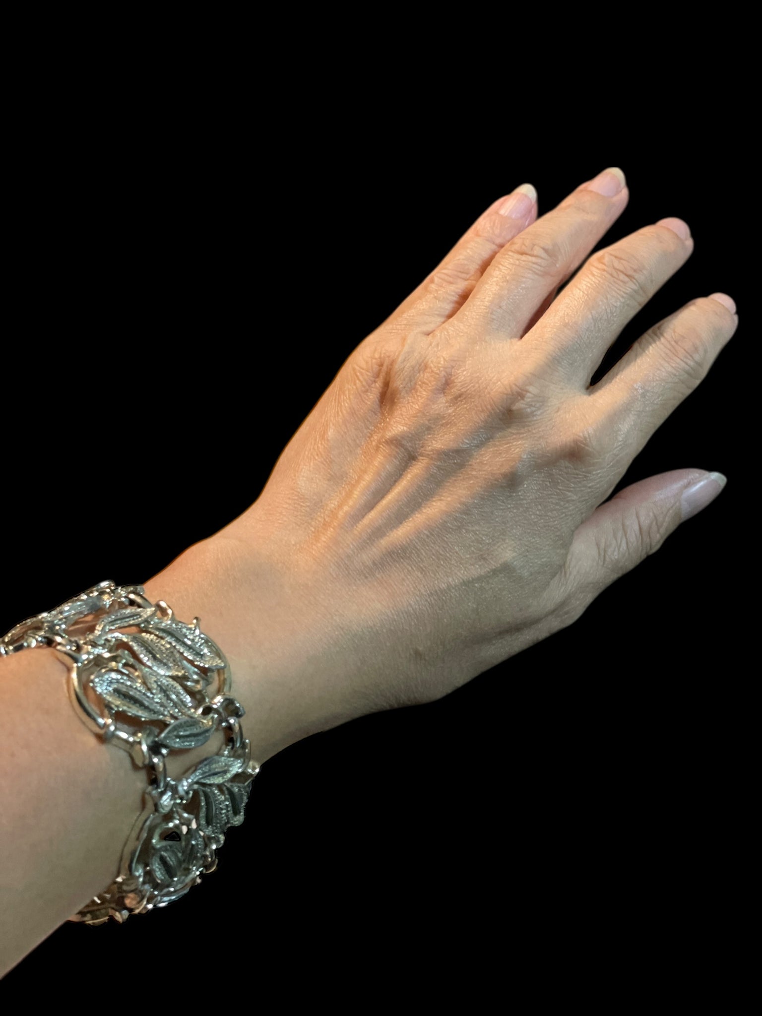 The Secret Garden Ornate Vine Vintage Chain Link Bracelet