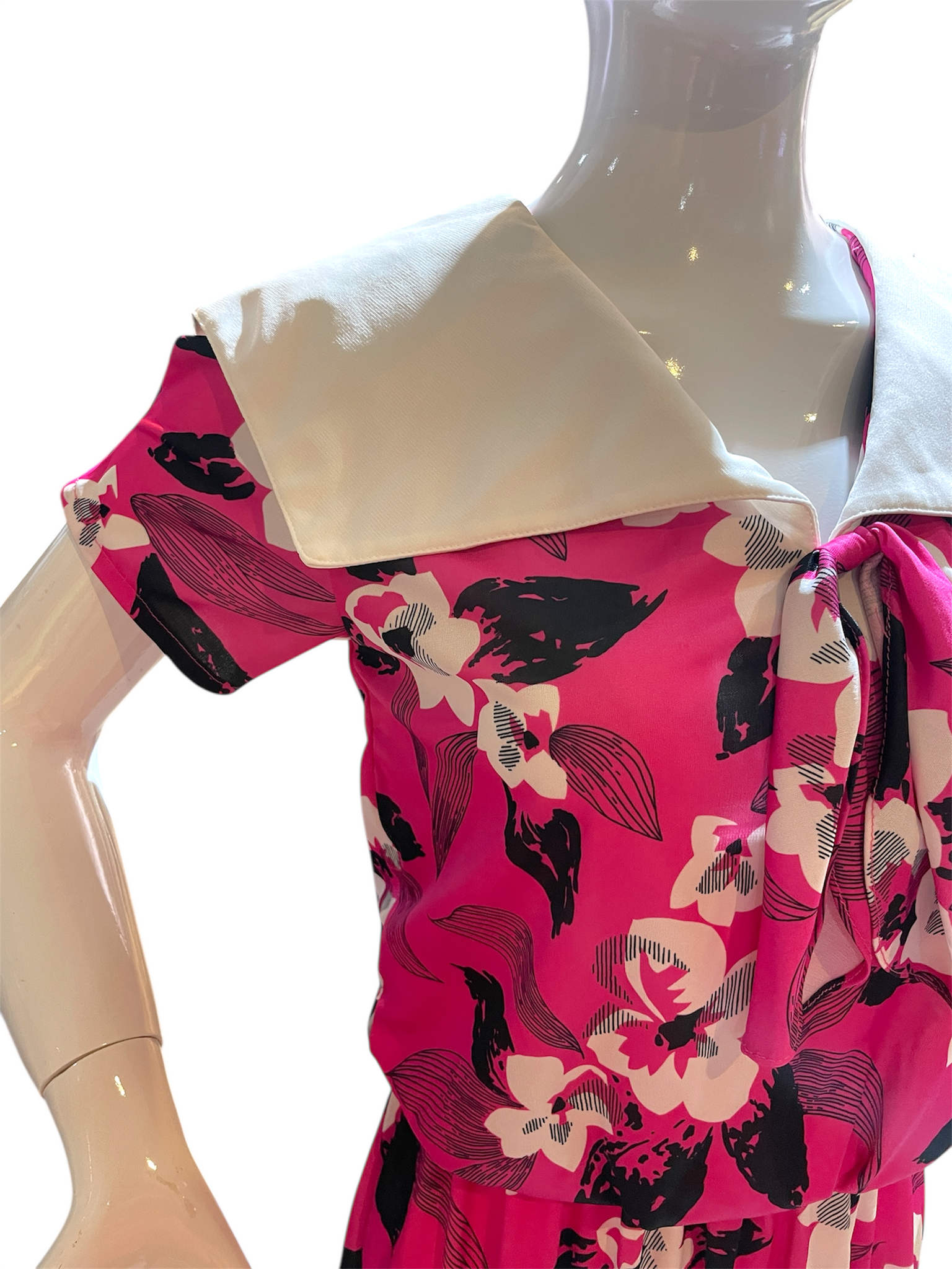 Fuschia Riveria - Indie Fuschia Crease-Free Short Sleeve Dress With Cool Collar