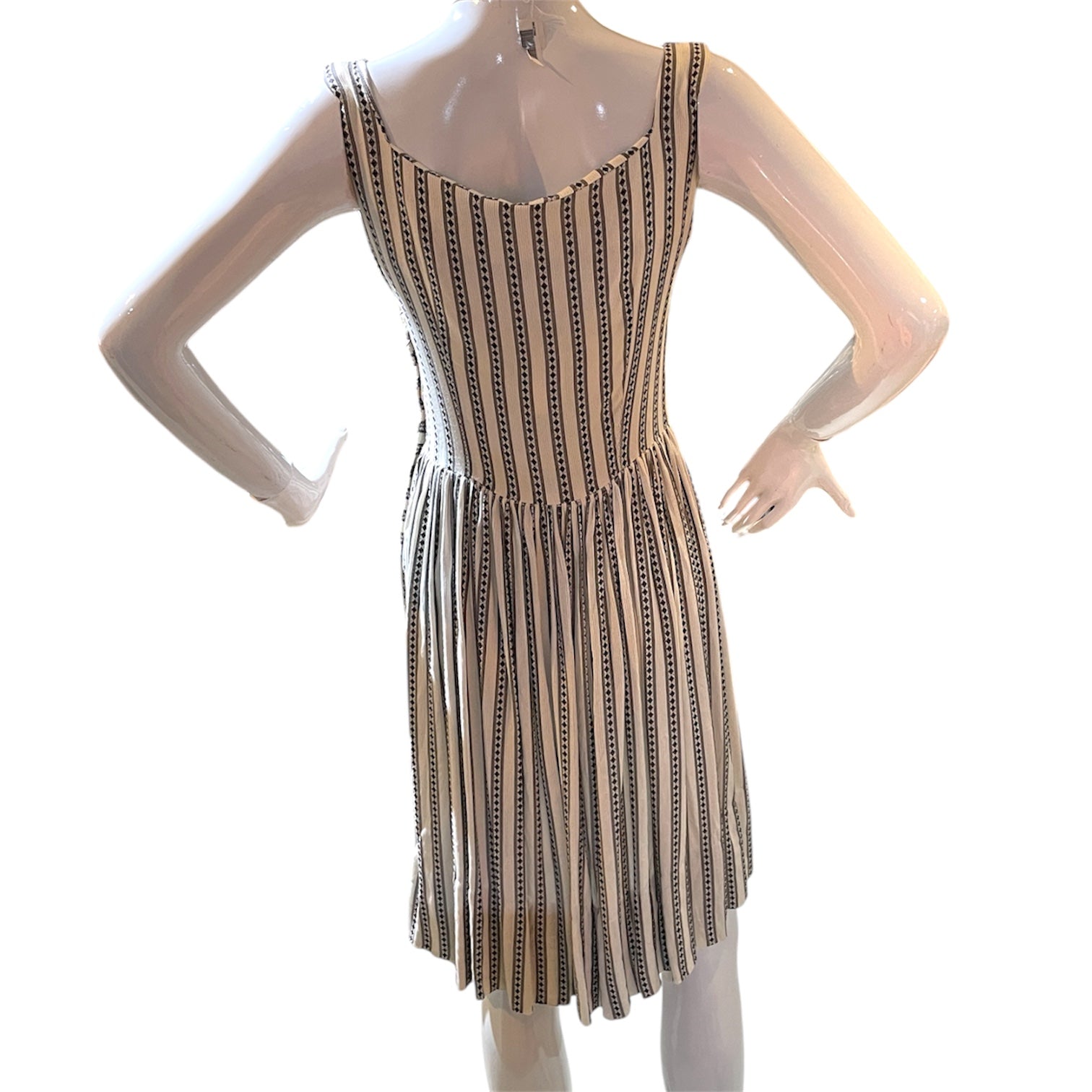 Silver Screen -1950s Geometric Black and White Fit & Flare Dress