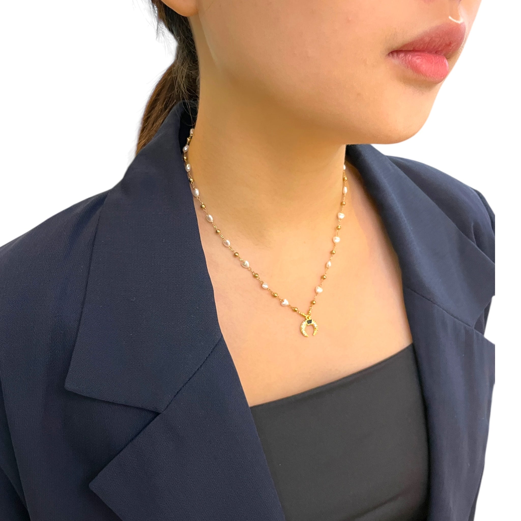 Handmade Heart-shaped Faux Pearl -Goldplated Necklace