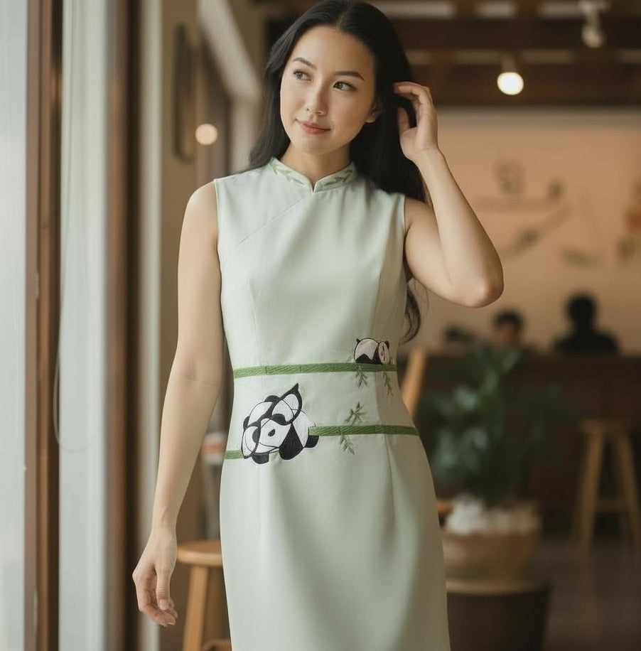 PANDA WAIST - HANDMADE, HAND-EMBROIDERED SILK-COTTON CHEONGSAM