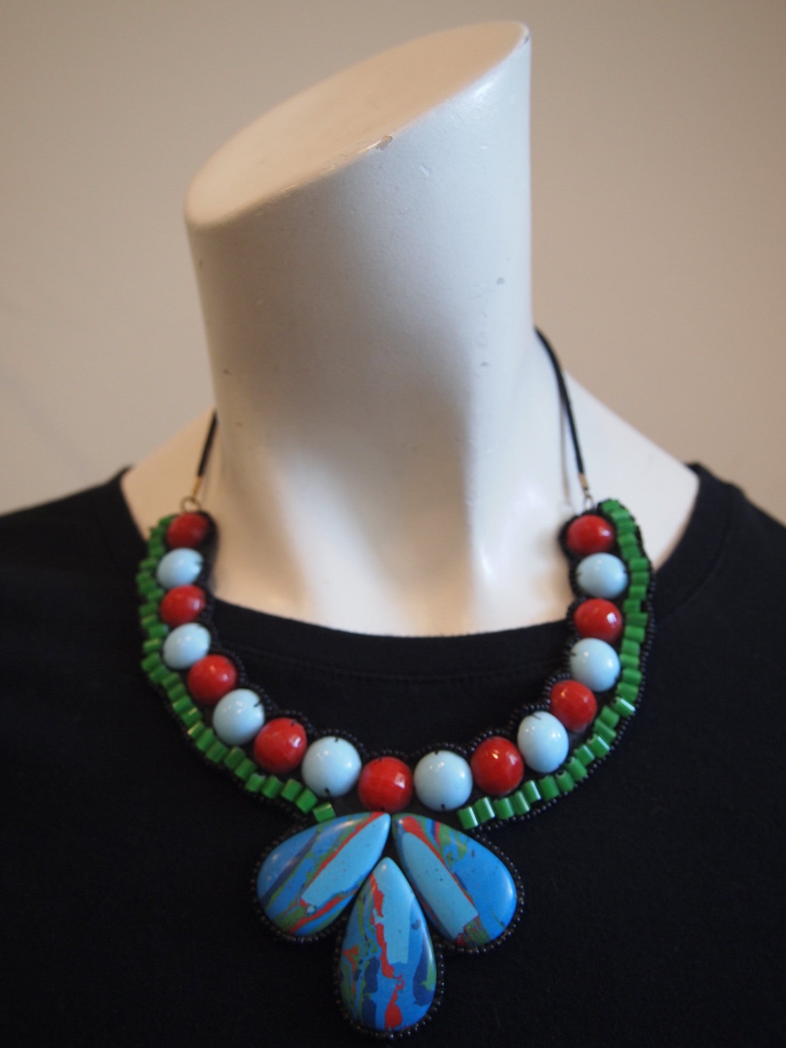 Handmade Accent Necklace - Bright Curve